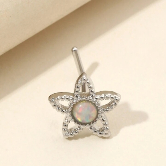 🌸🩵nose ring 🩵🌸 - Picture 3 of 4